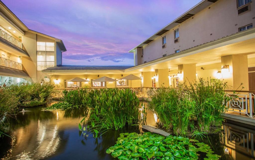 Southern Sun Ridge Way Hotel