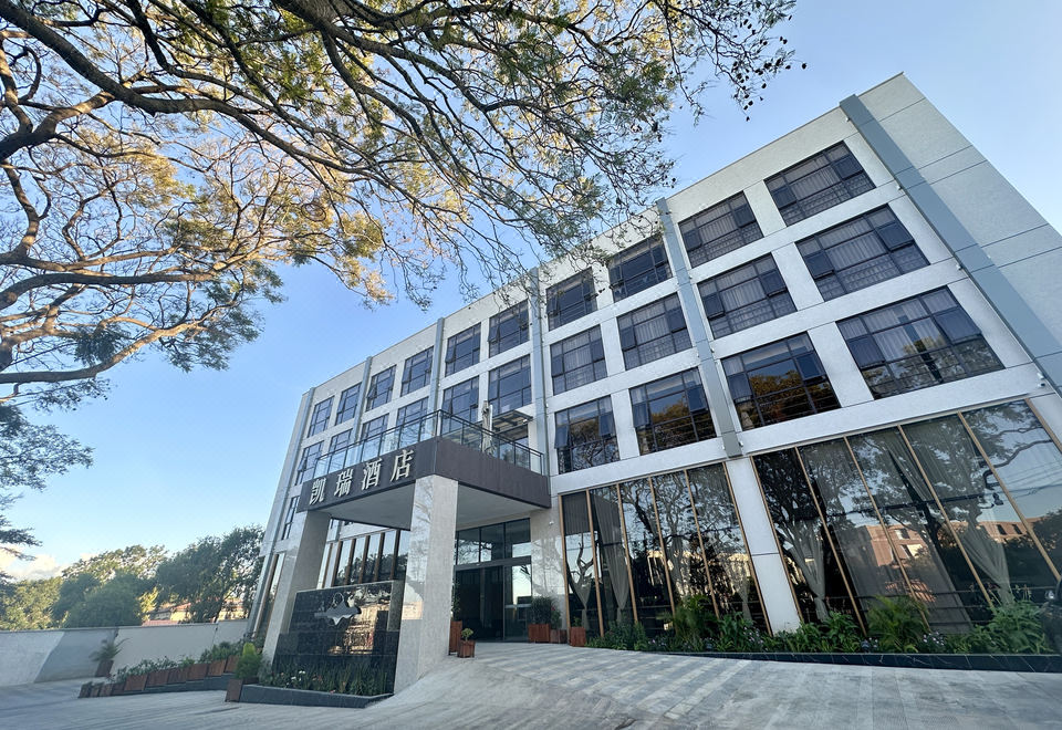 Carrey Hotel